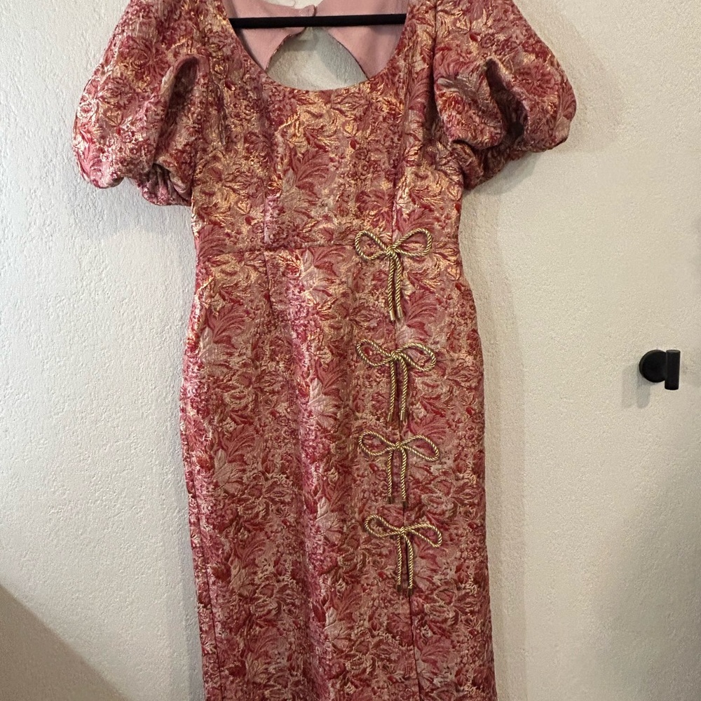 Elegant Floral Puff Sleeve Dress